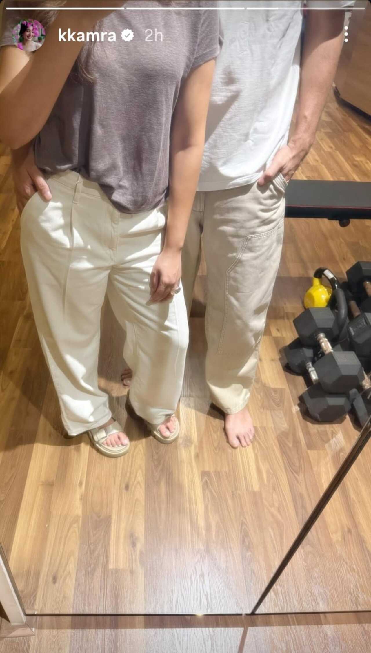 <p>After months of speculations, Actress Kritika Kamra and cricket host Gaurav Kapur confirmed their relationship after she shared breakfast-date photos on Instagram.&nbsp;</p>